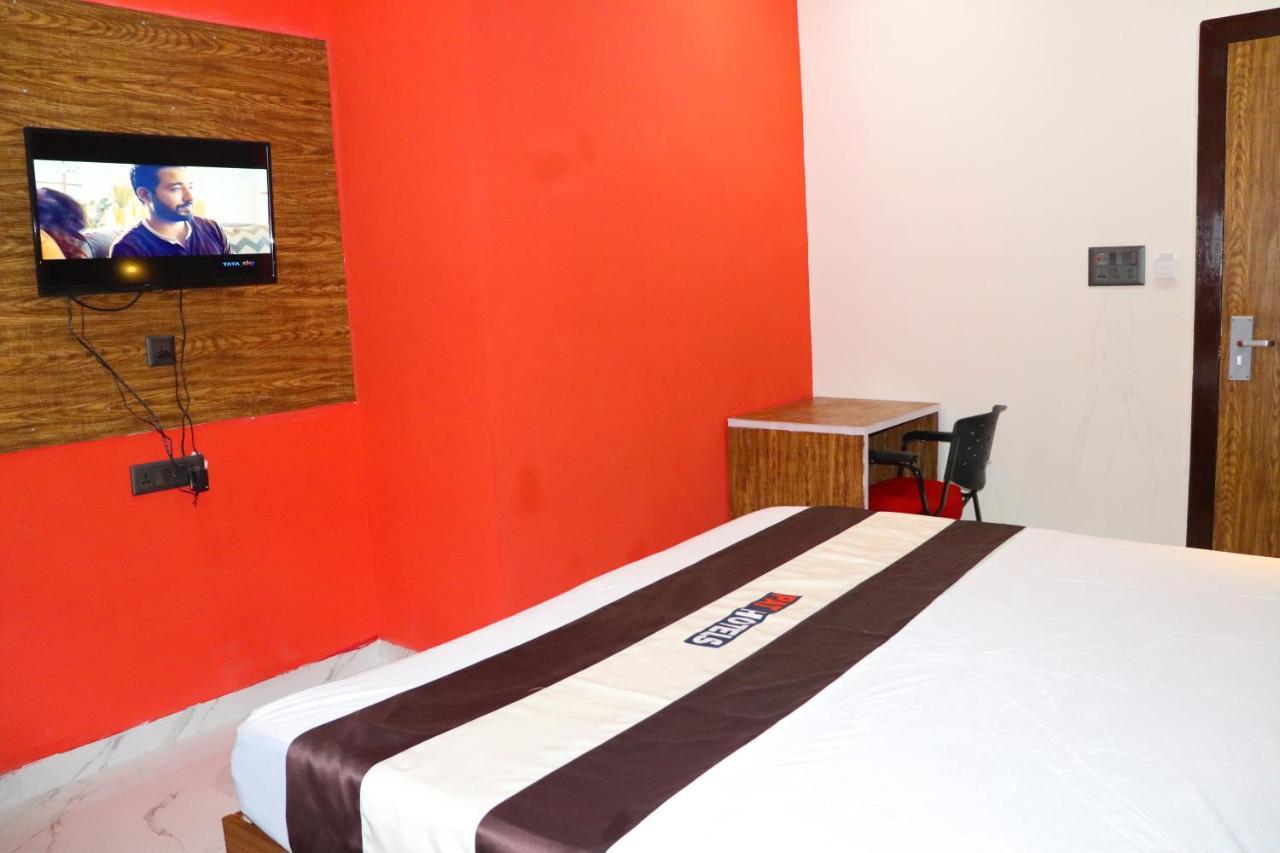 Pat Hotels Indore Exterior foto